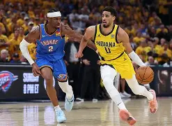 德约科维奇模仿梅西庆祝动作 德约科维奇模仿梅西庆祝动作